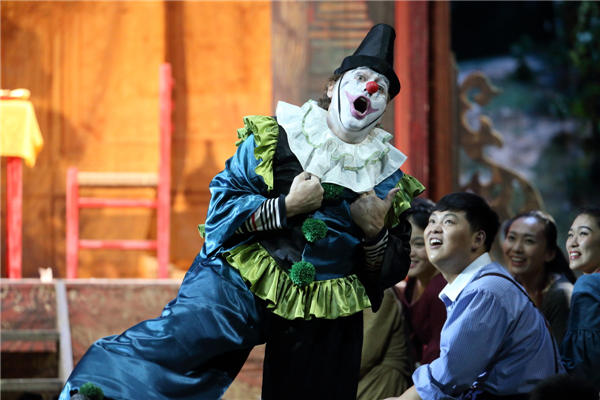 Gustavo Porta plays the role of Canio the clown in Pagliacci, which was staged last week at Beijing's National Center for the Performing Arts. Photos provided to China Daily