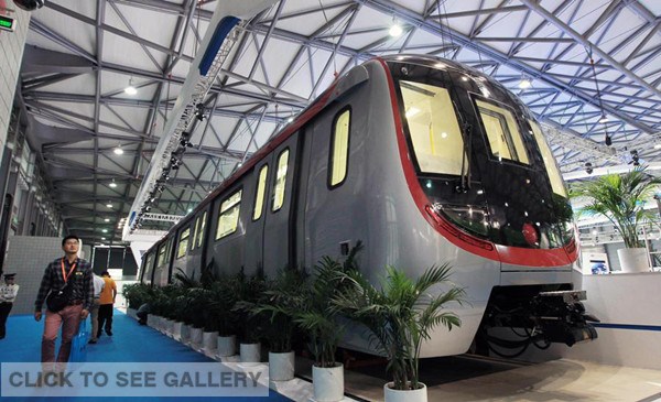 China's first driverless subway train is exhibited at Rail+Metro China 2014 in Shanghai, June 17, 2014. [Photo/Xinhua]