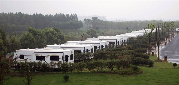 A campsite on Chongming Island offers people the chance to holiday in a trailer for 1,280 yuan (US$208) a night. The largest can accommodate up to five people.  Tigong