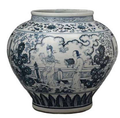 Cultural relics of the Ming Dynasty (1368-1644) to be on display in British Museum include a porcelain jar produced in Jingdezhen. Photos provided to China Daily