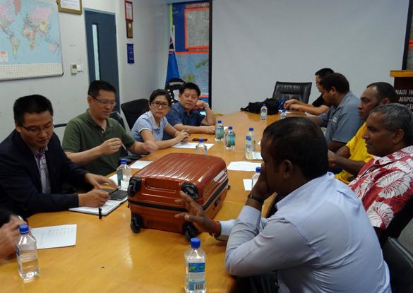 Chinese police meet officials in an island nation in the South Pacific to discuss transferring economic fugitives. CHINA DAILY 