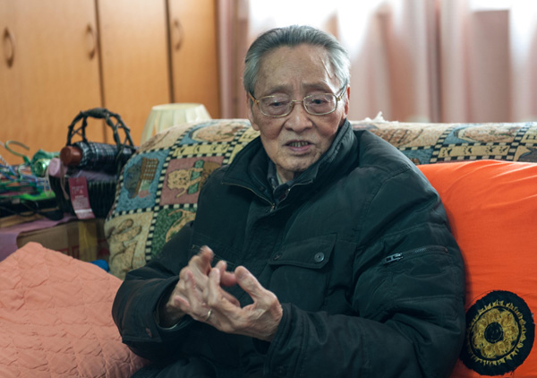 Long Qiming, 91, the only remaining Flying Tiger pilot on the mainland, is seriously ill and on a respirator at a hospital in Chongqing. XINHUA   