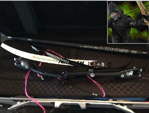 The big picture shows the arrow and bow found in Wang Sicong's car in Shanghai on Thursday. The small insert is the icon of Wang's Sina Weibo account on Sunday. The archer image was posted after the incident with police. [Photo from the Sina Weibo account of Wang] 
