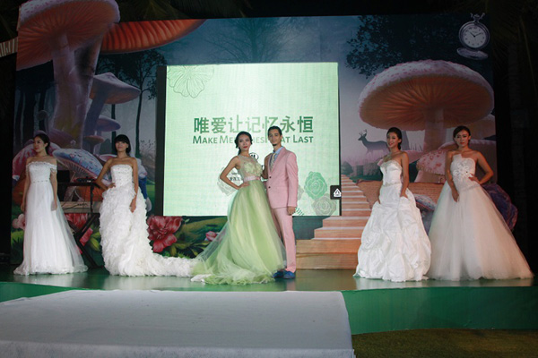 Wedding dress show 