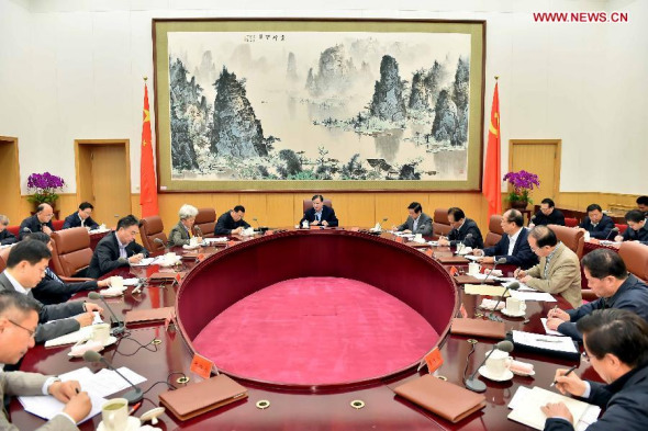Liu Yunshan (C), a member of the Standing Committee of the Political Bureau of the Communist Party of China Central Committee, speaks at a symposium on publicity and ideological work in Beijing, capital of China, Nov. 19, 2014. (Xinhua/Li Tao)