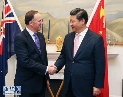 President Xi Jinping meets with New Zealand Prime Minister John Key on Nov.20. (Photo: Xinhua)