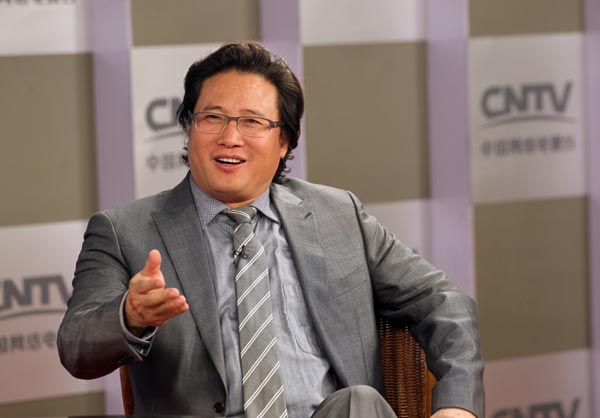 Chinese tenor Dai Yuqiang will offer online courses on singing. Photo provided to China Daily