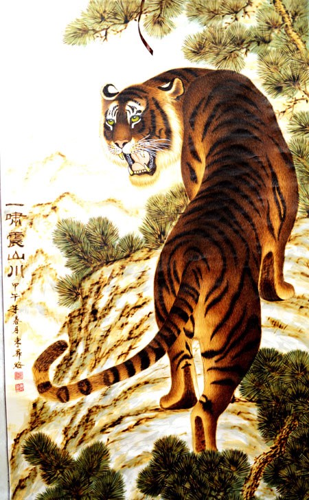 The tiger is one of Zhan Dongsheng's favorite subjects in his artistic exploration. [Photo by Xiang Mingchao/China Daily]