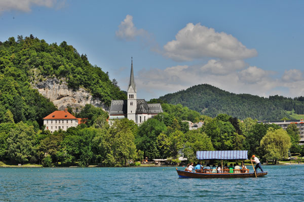 Bled Lake is the most famous scenic spot in Slovenia. After Slovenia joined the Schengen Agreement in 2008, travel to the Balkans has seen rapid growth among Chinese tourists. LIU JIANG / XINHUA  