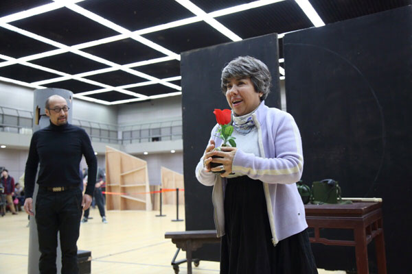 Soprano Dilber Yunus plays the leading female role in Chinese opera Visitors on the Snow Mountains. [Photo/China Daily]  