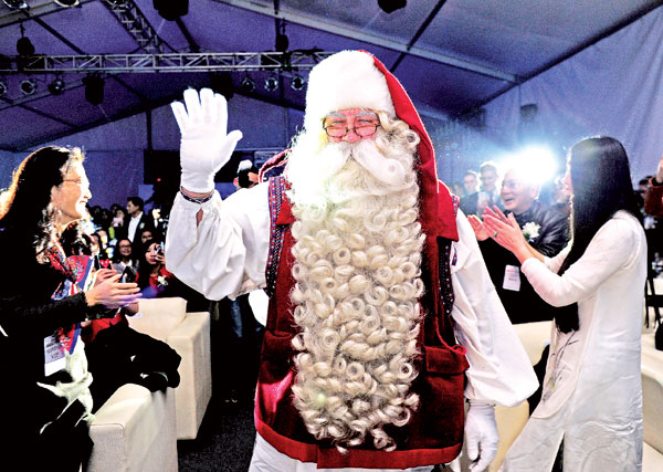 SantaPark in Chengdu, to open in June 2016, will concentrate on guests' personal experiences instead of amusement rides. The park is influenced by the Chinese interest in Western culture. [Photo provided to China Daily]