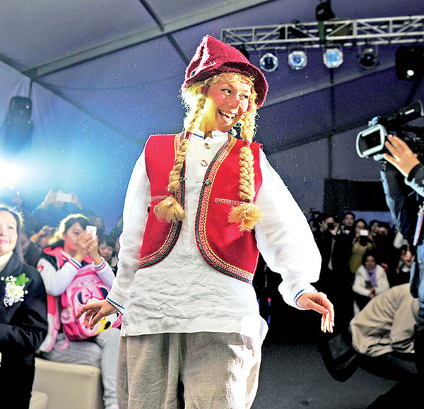 SantaPark in Chengdu, to open in June 2016, will concentrate on guests' personal experiences instead of amusement rides. The park is influenced by the Chinese interest in Western culture. [Photo provided to China Daily]