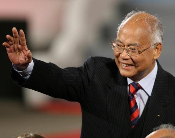 He Zhenliang (Xinhua File Photo)