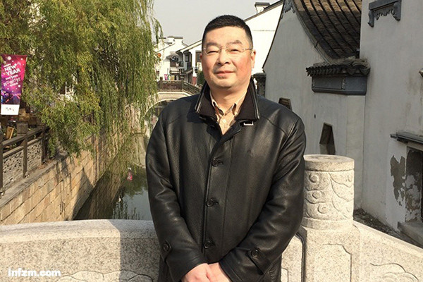 An undated photo shows Lu Yong, a leukemia patient who reportedly purchased unlicensed anticancer drugs overseas for himself and other patients via an illegal credit card, in Wuxi, East China's Jiangsu province.[Photo/infzm.com]