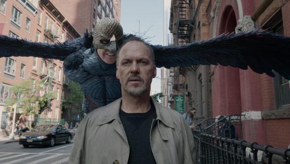A scene from this year's Golden Globe nominee Birdman, starring Michael Keaton. [Photo provided to China Daily]