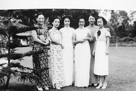 Tang Ying (far left) was one of the most glamorous women in old Shanghai. Photo provided by Xu Jingcan to Shanghai Star  