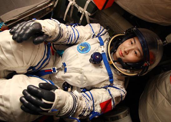 Astronaut Liu Yang during training on Friday at the Jiuquan Satellite Launch Center before she became the country's first female astronaut entering space on the Shenzhou IX spacecraft on Saturday. Qin Xianan / for China Daily