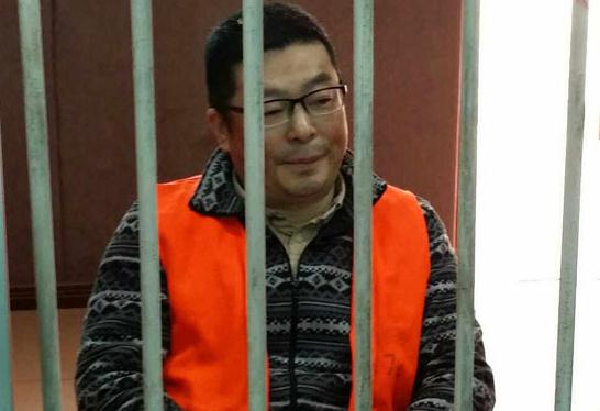 Leukemia patient Lu Yong in jail in Yuanjiang, Hunan province, in this 2014 file photo, after he was detained by police for allegedly selling counterfeit drugs. (Photo: Hong Kefei/for China Daily)