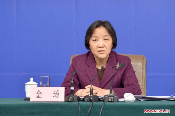 Jin Qi, chairperson of the board of the Silk Road Fund, answers questions at a press conference for the third session of the 12th National People's Congress (NPC) on financial reform in Beijing, capital of China, March 12, 2015. (Xinhua/Li Xin)