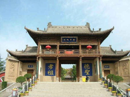 The funeral temple of Emperor Shun (File photo)