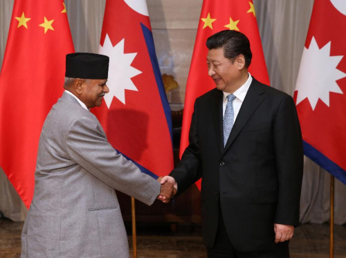 Chinese President Xi Jinping (R) meets with Nepalese President Ram Baran Yadav in Boao, south China's Hainan Province, March 28, 2015. (Xinhua/Pang Xinglei)
