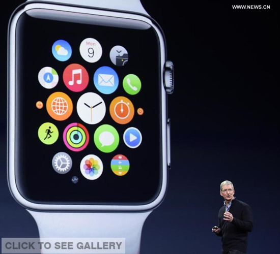 Apple's CEO Tim Cook introduces the Apple Watch during an Apple event in San Francisco, the United States, March 9, 2015. (Xinhua)