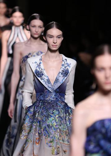 Models present creations by Laurence Xu at the Paris Haute Couture Fashion Week. Photo provided to China Daily  