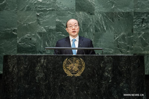 Liu Jieyi, China's permanent representative to the United Nations, speaks during a UN General Assembly's special meeting to commemorate all victims of WWII at the UN headquarters in New York on May 5, 2015. A UN General Assembly (GA) special meeting kicked off here on Tuesday to commemorate victims of the Second World War. (Xinhua/Li Muzi)
