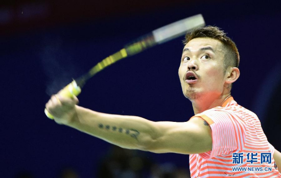 Chinese badminton star Lin Dan wins 2-0 over Germany player Marc Zwiebler at the BWF Sudirman Cup in south China's Dongguan, Guangdong Province, on May 10, 2015. [Photo: Xinhua]