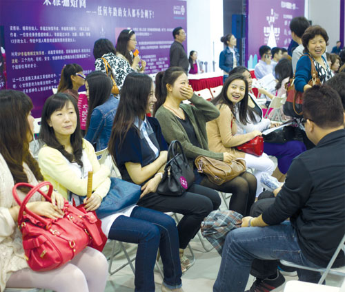 A group of women attend a matchmaking event in Shanghai. (Gao Erqiang/China Daily)