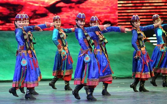 Ulan Muqir Art Troupe from the Inner Mongolia autonomous region stages two shows in Beijing in May. (Zou Hong/China Daily)