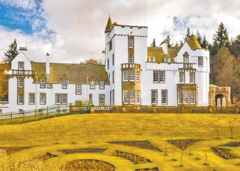 Built to last, Kinpurnie Castle is located in a rural part of Scotland in the United Kingdom. Buying a castle or chateau in Europe has become attractive to China's wealthy investors. (Photo/China Daily)