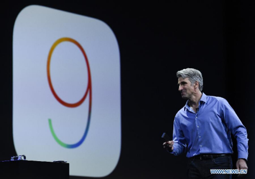 Craig Federighi, Apple's senior vice president of Software Engineering, attends the Apple Worldwide Developers Conference (WWDC) 2015 in San Francisco, the United States, June 8, 2015. (Xinhua)