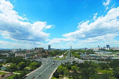 Photo taken on July 2 shows the blue sky over the Beijing city. 