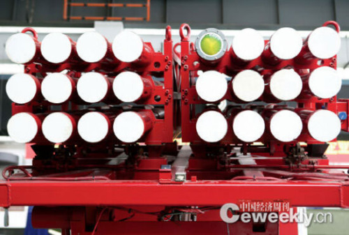 The undated photo shows a fire truck equipped with 24 missiles, developed by China Aerospace Science & Industry Corp (CASIC). (Photo/ceweekly.cn)