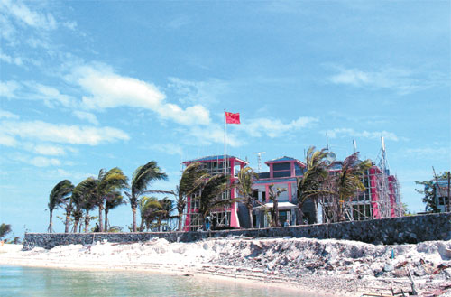 A government building under construction on Zhaoshu Island. (Xu Wei/China Daily)