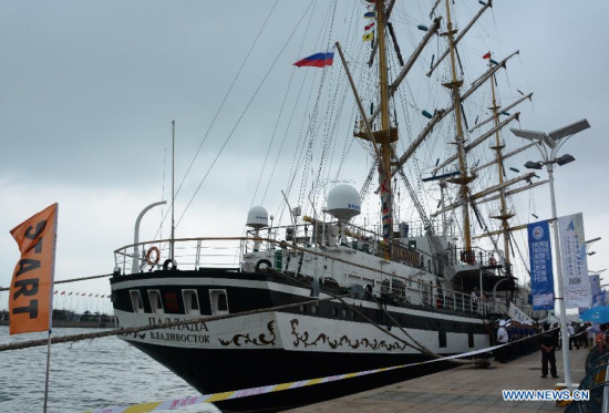 Photo taken on Agu. 7, 2015 shows the Russian sailing ship Pallada at the Olympic Sailing Center in Qingdao, capital of China's east Shandong Province. The ship's four-day visit to China was in honor of the 70th anniversary of the victory of the World Anti-Fascism War. (Xinhua/Zhang Xudong)