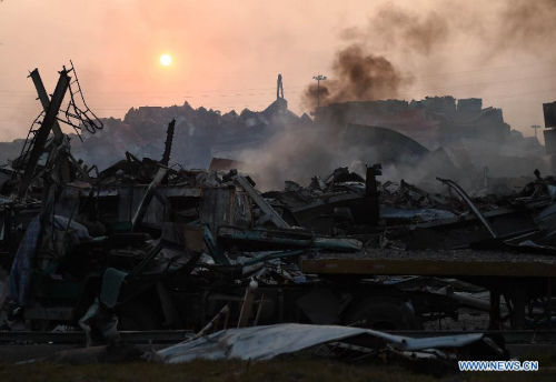 Photo taken on Aug. 16, 2015 shows the warehouse explosion site in Tianjin.(Photo: Xinhua/Zhang Chenlin)