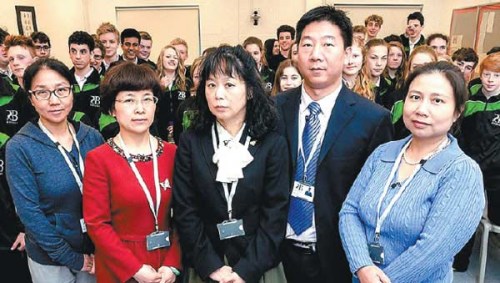 The five Chinese teachers featured in the BBC program. (Photo provided to China Daily)