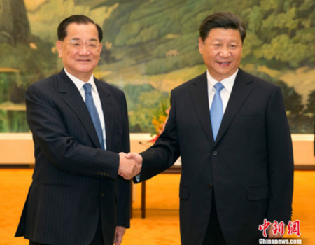 Xi Jinping, general secretary of the Communist Party of China (CPC) Central Committee meets Lien Chan, former chairman of the Kuomintang (KMT) in Beijing on Sept 1, 2015. (Photo: China News Service/Sheng Jiapeng)