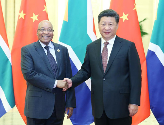 Chinese President Xi Jinping (R) meets with his South African counterpart Jacob Zuma in Beijing, capital of China, Sept. 4, 2015. (Xinhua/Yao Dawei)
