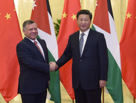 Chinese President Xi Jinping (R) meets with Jordanian King Abdullah II in Beijing, capital of China, Sept. 9, 2015. (Photo: Xinhua/Zhang Duo)