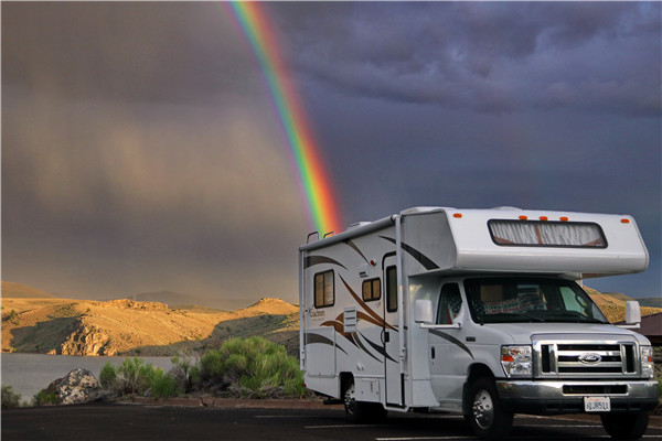 Mobile homes and caravans are showcased at Caravan Salon Dusseldorf 2015 in Germany. (Photo by Xu Lin/China Daily)