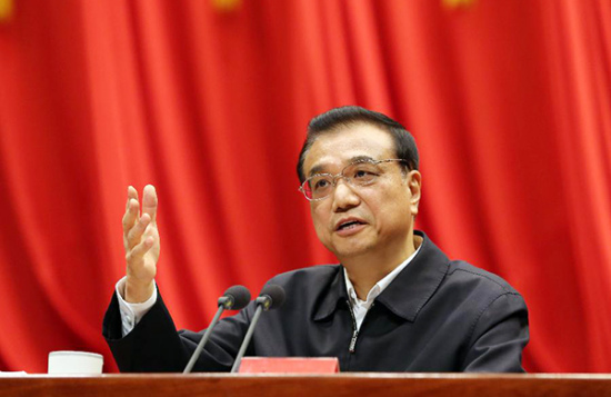 Premier Li Keqiang gives a lecture at the Party School of the Communist Party of China (CPC) Central Committee, in Beijing, Oct 23, 2015. (Photo/Xinhua)