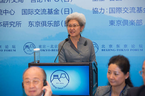 Fu Ying, chairwoman of the Foreign Affairs Committee of the National People's Congress, makes a speech at a Saturday luncheon of the 11th semiofficial Beijing-Tokyo Forum, in Beijing, Oct 24, 2015. (Photo/huanqiu.com)