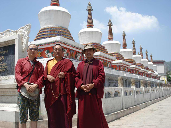 Liang Xu visits Kum Bum Monastery in Qinghai province in 2010. (Photo courtesy of Liang Xu)