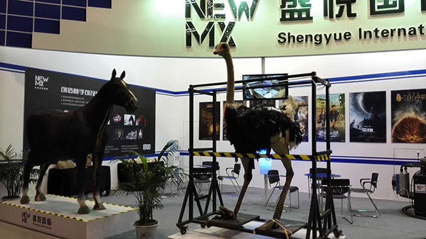 Imitation animals, such as the horse and ostrich, displayed by the company Newmax Workshop that makes props for films.(Photo by Xu Fan/China Daily)