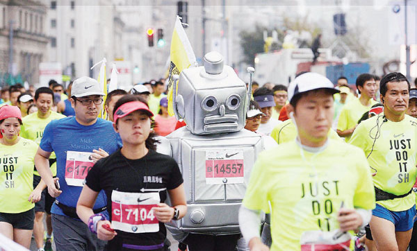Participants from 85 countries and regions compete on Sunday during the Shanghai International Marathon. The number of marathons in China has been rising rapidly. Last year, 56 were held nationwide, while so far this year there have been more than 100 races. Lai Xinlin / For China Daily