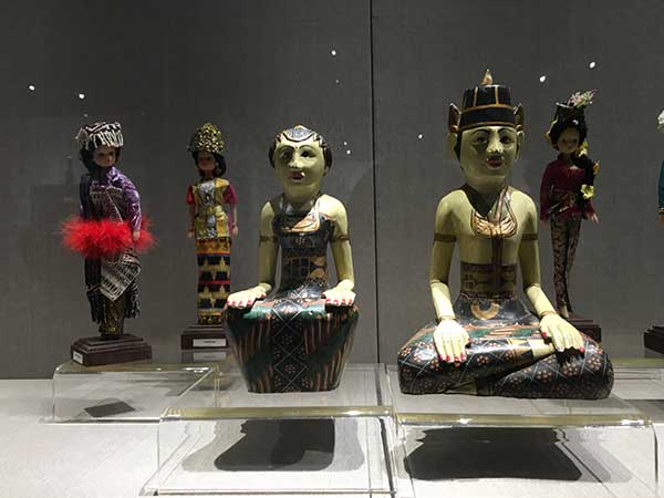 Exhibits from Indonesia on display.(Photo:Chinaculture.org/He Keyao)