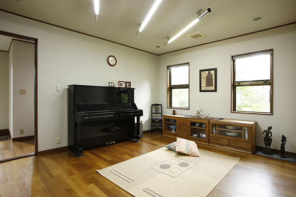 A picture of Yamashita Hiteko's living room where she uses the danshari concept.(Photo provided to China Daily)